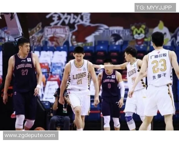 广州篮球队强势领跑联赛积分榜目前积分达到71分领先群雄