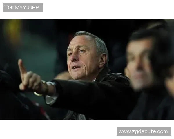 德国足球明星克林斯曼的辉煌历程与对足球的深远影响解析 德国足球明星克林斯曼的辉煌历程与对足球的深远影响解析