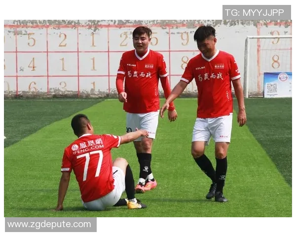 杭州羽毛球队在杯赛积分榜上以75分稳居第一名展现强劲实力 杭州羽毛球队在杯赛积分榜上以75分稳居第一名展现强劲实力