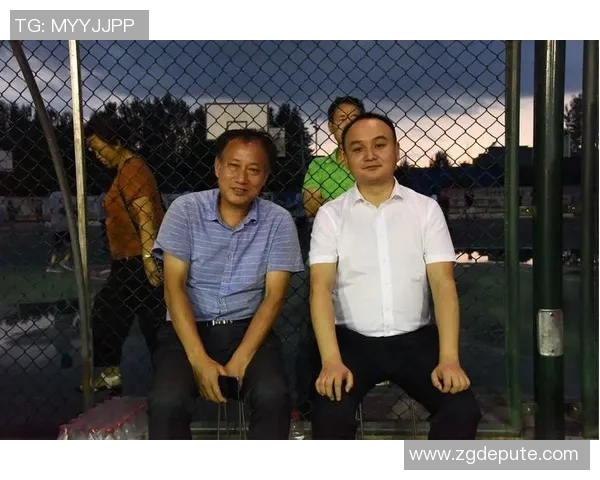 赛后复盘:西安篮球队与广州篮球队的团队协作与战术分析 赛后复盘:西安篮球队与广州篮球队的团队协作与战术分析