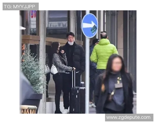 足球明星与女友甜蜜恋情揭秘背后的故事与感人瞬间 足球明星与女友甜蜜恋情揭秘背后的故事与感人瞬间