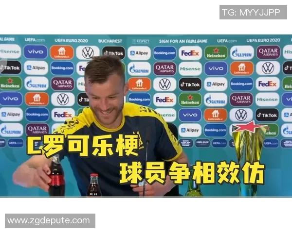 足球明星联手打造创意可乐广告视频引发热潮与关注 足球明星联手打造创意可乐广告视频引发热潮与关注