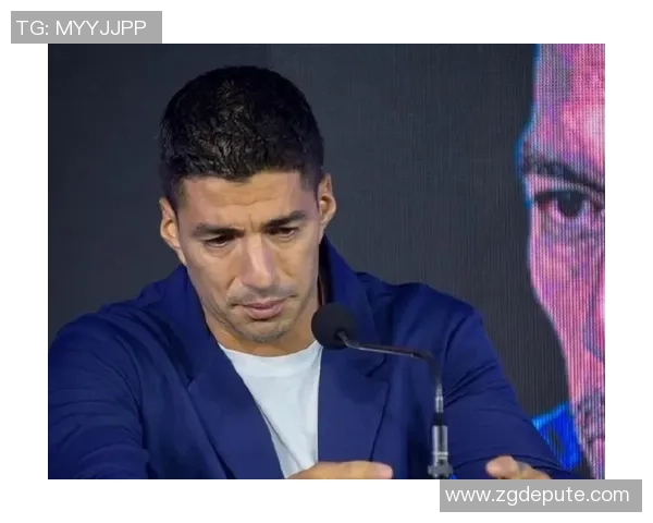 足球明星苏阿雷斯的传奇生涯与对世界足球的深远影响 足球明星苏阿雷斯的传奇生涯与对世界足球的深远影响