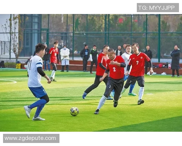 陕西足球明星赛盛况空前球迷齐聚共庆足球盛事 陕西足球明星赛盛况空前球迷齐聚共庆足球盛事